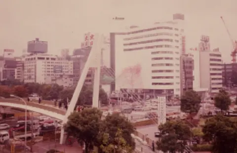 ファッションビル開業　地下街2号改修