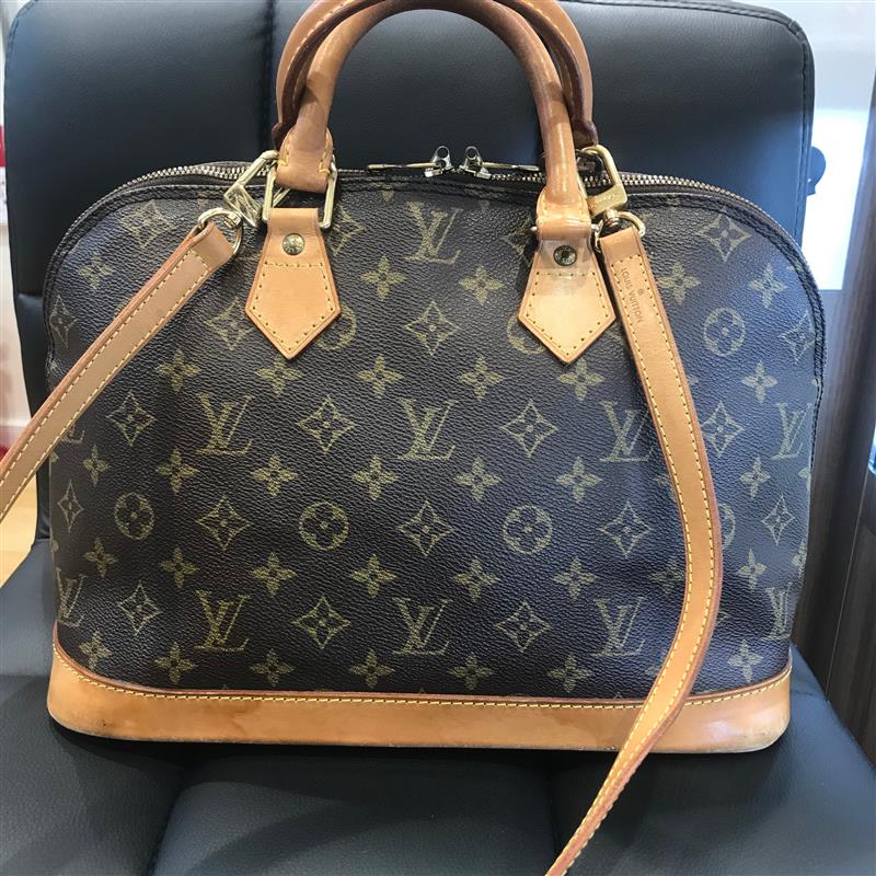 Louis Vuitton モノグラム   アルマ